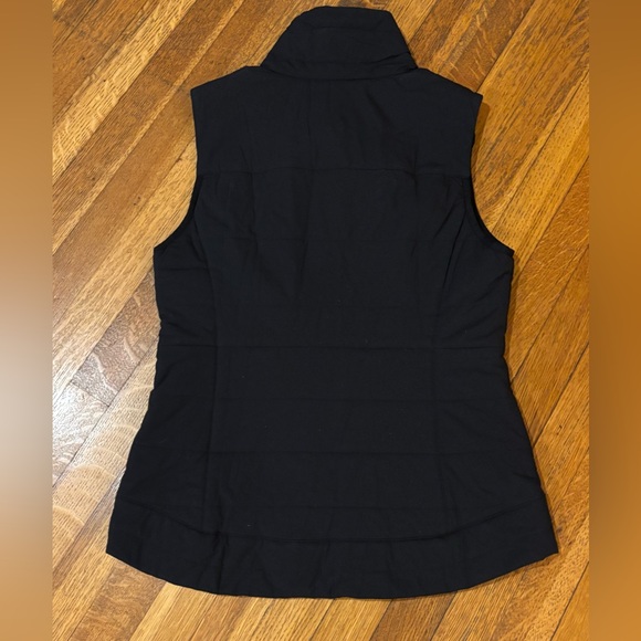 Toad & Co Quilted Puffer Vest - Picture 4 of 7